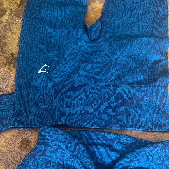 Gymshark Blue Patterned Pajama Set - Picture 3 of 5